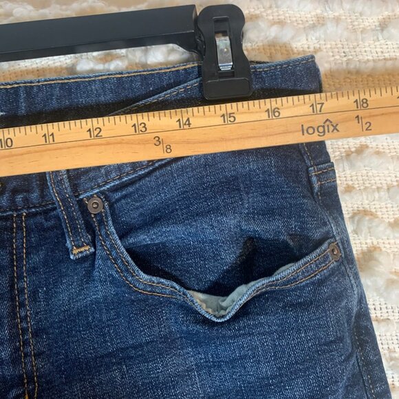 OLD NAVY MENS 34X32 BLUE JEANS TAPERED STRETCH CASUAL OUTDOOR (34X31) - Picture 8 of 15